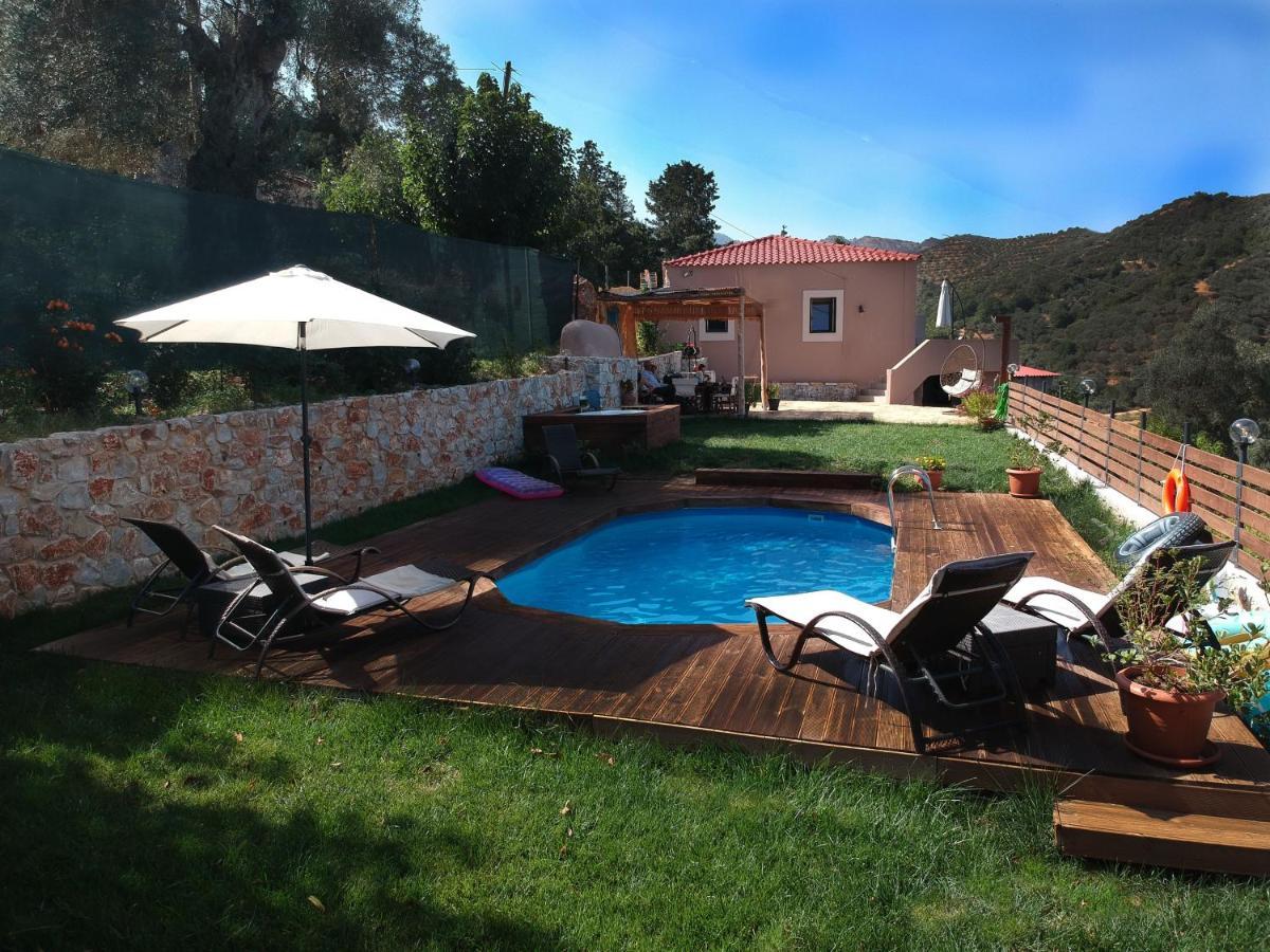 Ampelos Cretan Villa - Private Pool & Heated Ozone Jacuzzi Yerolákkos Exteriör bild